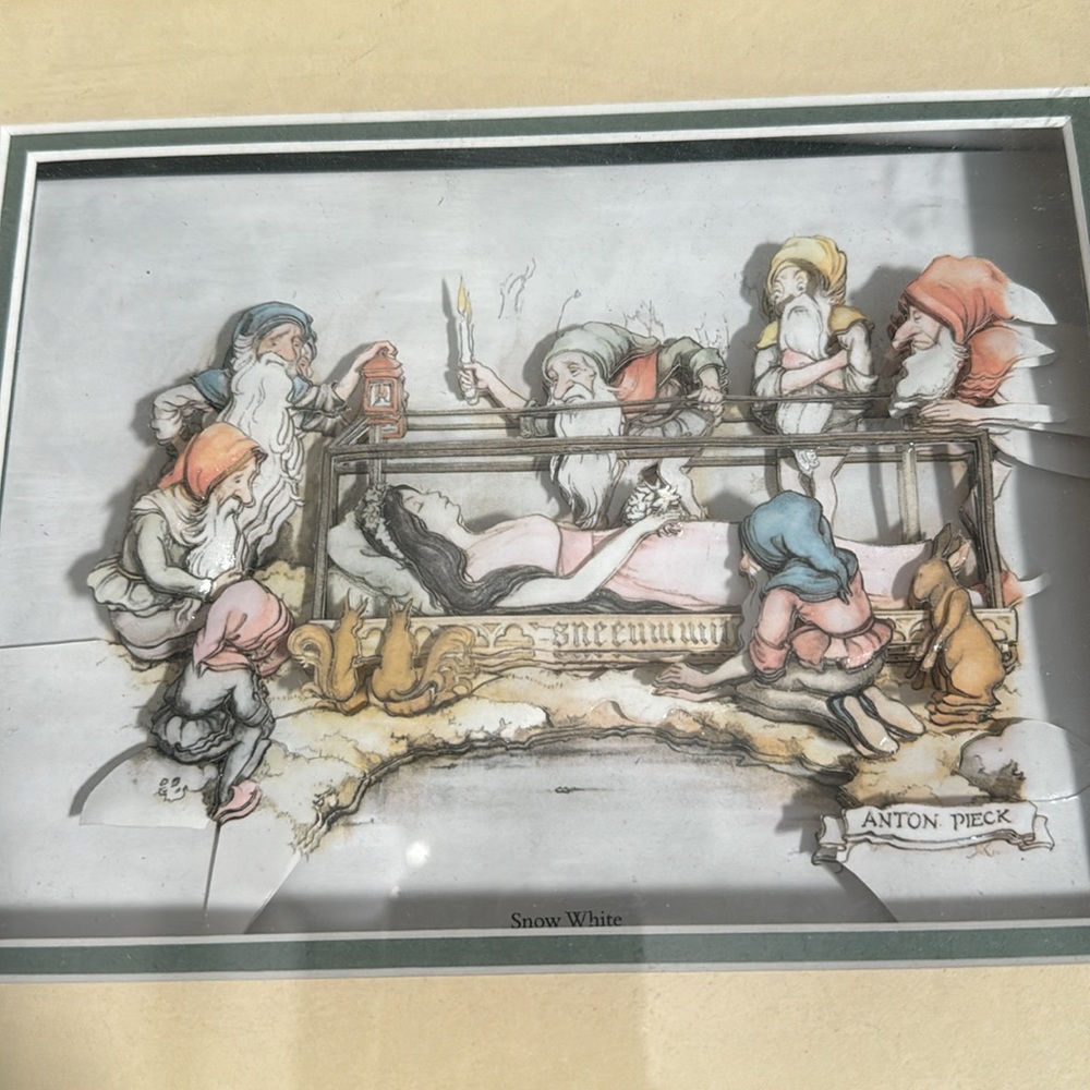 RARE Vintage Disney Anton Pieck Snow White Framed 3D Cut Paper Shadow Box